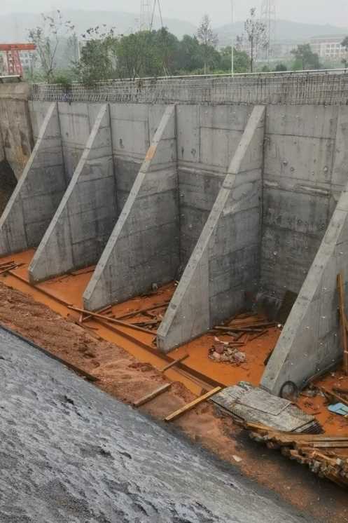 潍坊昌乐县锚杆式挡土墙